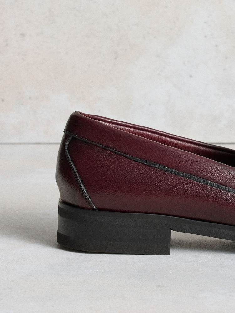 بني داكن - حذاء كلاسيكي سهل اللبس بقطعة جلد عريضة Southgate من Russell & Bromley - Image 12 of 12 بني داكن - حذاء كلاسيكي سهل اللبس بقطعة جلد عريضة Southgate من Russell & Bromley - Image 12 of 12