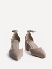 Linzi Natural Manifest Closed Back Court Heel Shoes - Image 3 of 5
