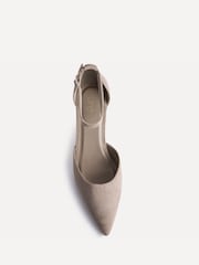 Linzi Natural Manifest Closed Back Court Heel Shoes - Image 4 of 5