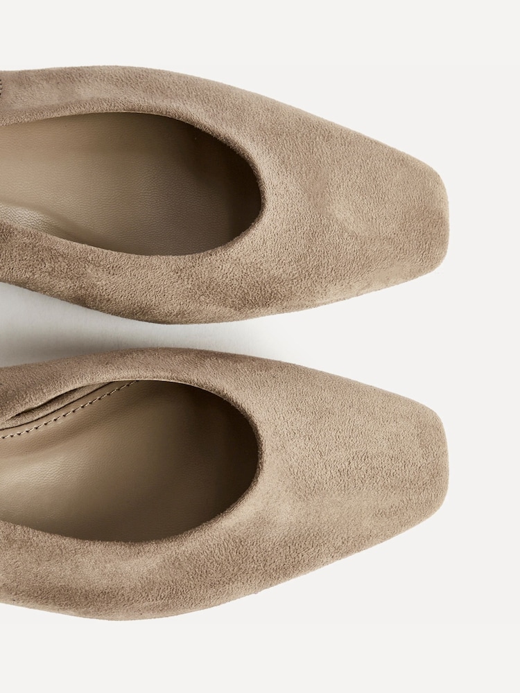 Linzi Natural Aire Slingback Court Heels - Image 6 of 6 Linzi Natural Aire Slingback Court Heels - Image 6 of 6