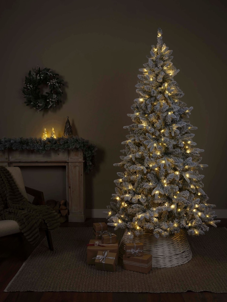 Everlands Green White Warm 7ft Bretton Snowy Pre-Lit Christmas Tree - Image 2 of 6 Everlands Green White Warm 7ft Bretton Snowy Pre-Lit Christmas Tree - Image 2 of 6