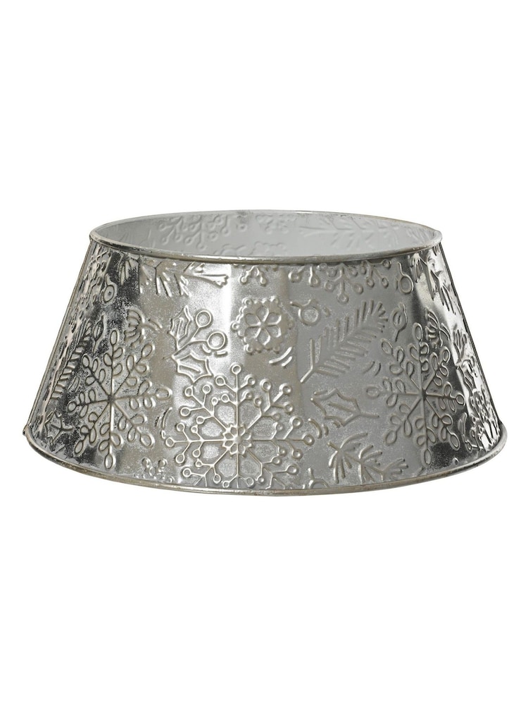 Everlands Silver Tone 70cm Metal Christmas Tree Skirt - Image 3 of 3 Everlands Silver Tone 70cm Metal Christmas Tree Skirt - Image 3 of 3