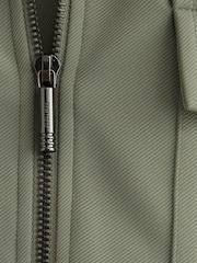 Reiss Sage Green Glover R-Flex Stretch-Twill Zip-Through Overshirt - Image 4 of 8