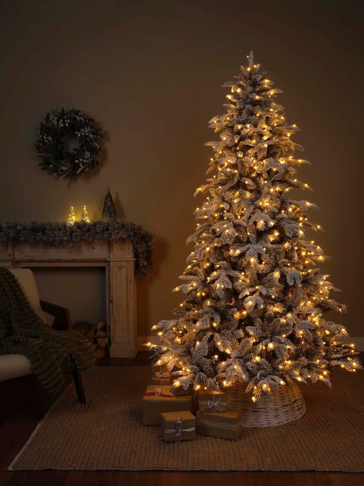 Everlands Green White 7ft Levi Snowy Pre-Lit Christmas Tree - Image 2 of 6 Everlands Green White 7ft Levi Snowy Pre-Lit Christmas Tree - Image 2 of 6
