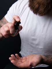 Mo Bro's Premium Beard Cedarwood 100ml - Image 5 of 5