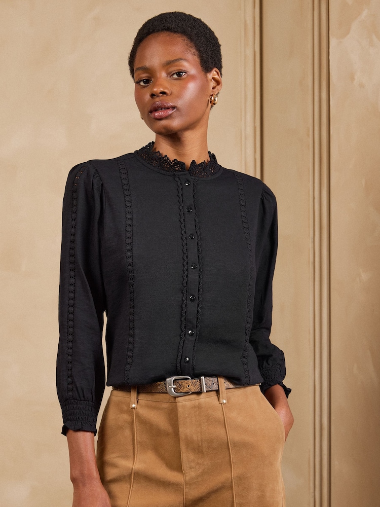 Negro - Love & Roses 3/4 Camisa de manga corta con bordado de punto - Imagen 5 de 5