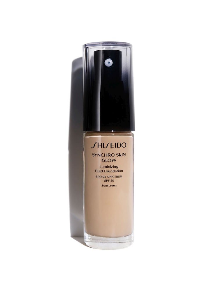Shiseido Synchro Skin Luminizing Fluid Foundation - Image 1 of 1