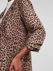 Pieces Leopard Print Relaxed Ruched Sleeve Workwear Blazer - Image 4 of 5