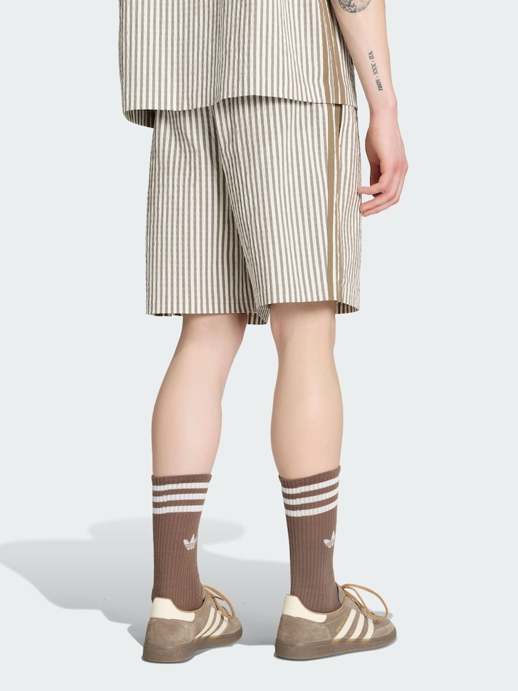 adidas Originals Resort S šorti - Attēls 2 no 5