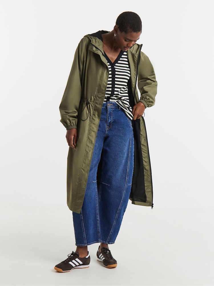 JD Williams Green Longline Lightweight Raincoat - Image 1 of 4 JD Williams Green Longline Lightweight Raincoat - Image 1 of 4