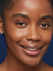 Estée Lauder Double Wear Stay-in-Place Foundation SPF 10 30ml - Image 4 of 4