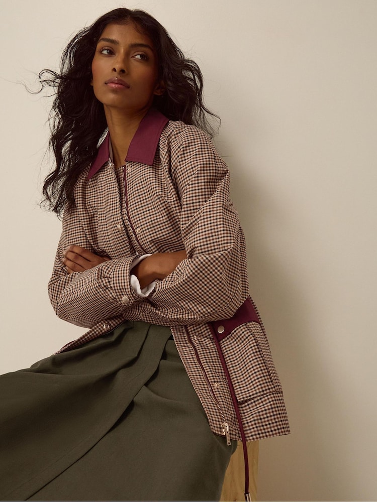 سترة Barn مربعات Lola من Monsoon - صورة 1 من 4 سترة Barn مربعات Lola من Monsoon - صورة 1 من 4