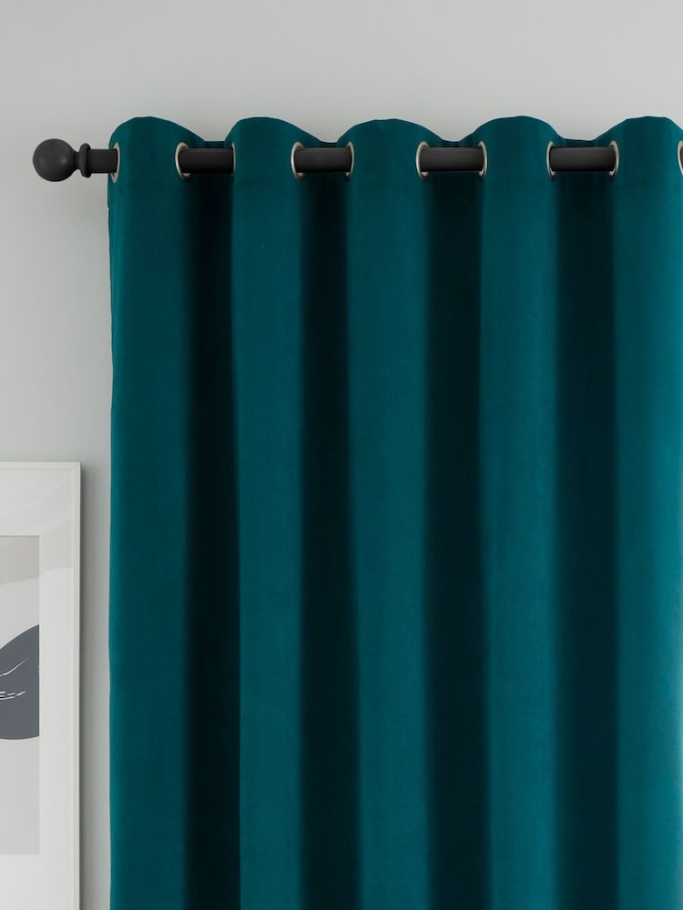 Catherine Lansfield Teal Blue Wilson Thermal Blackout Lined Eyelet Curtains - Image 3 of 3