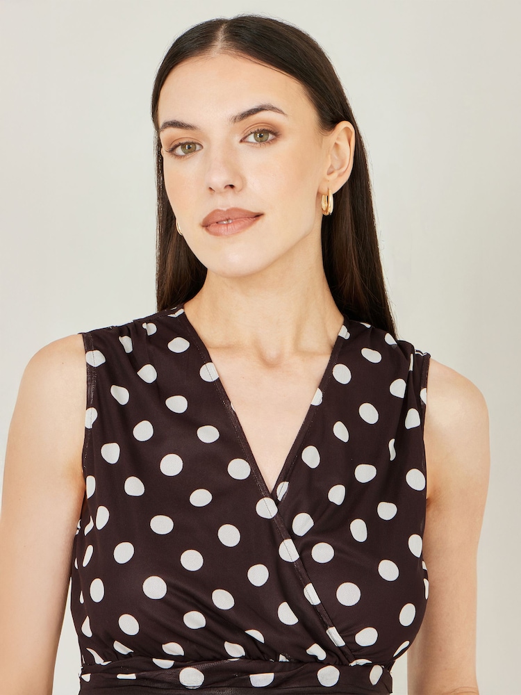 Yumi Brown Polka Dot Mesh Skater Dress With Pockets - Image 2 of 4 Yumi Brown Polka Dot Mesh Skater Dress With Pockets - Image 2 of 4