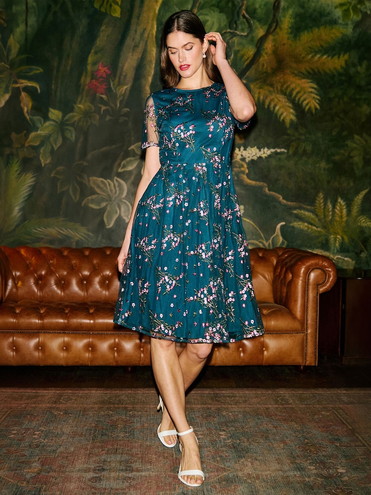 Yumi Blue Embroidered Floral Mesh Prom Dress - Image 2 of 5