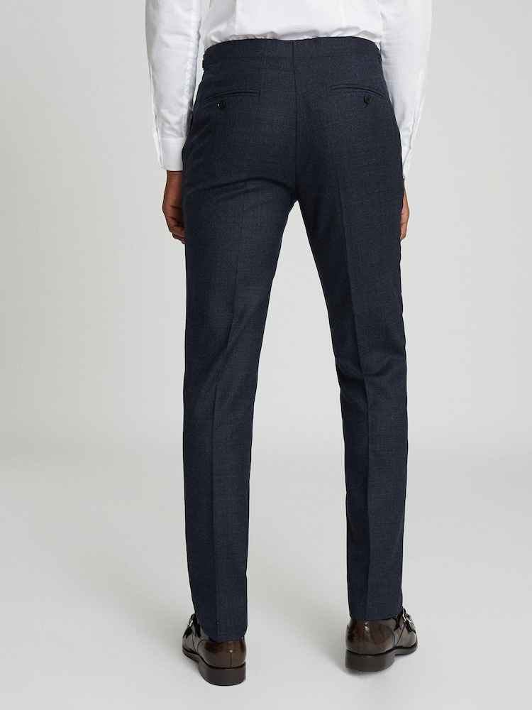 Pantalones de traje de corte slim en tejido texturizado Dunn de Reiss - Imagen 4 de 4 Pantalones de traje de corte slim en tejido texturizado Dunn de Reiss - Imagen 4 de 4