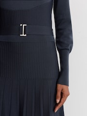Reiss Navy Lydia Belted Pleated Knit Midi Dress - Image 5 of 7