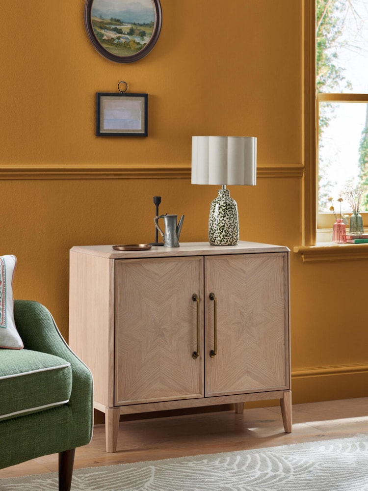 Nina Campbell Light Oak Small Tedworth Sideboard - Image 1 of 7
