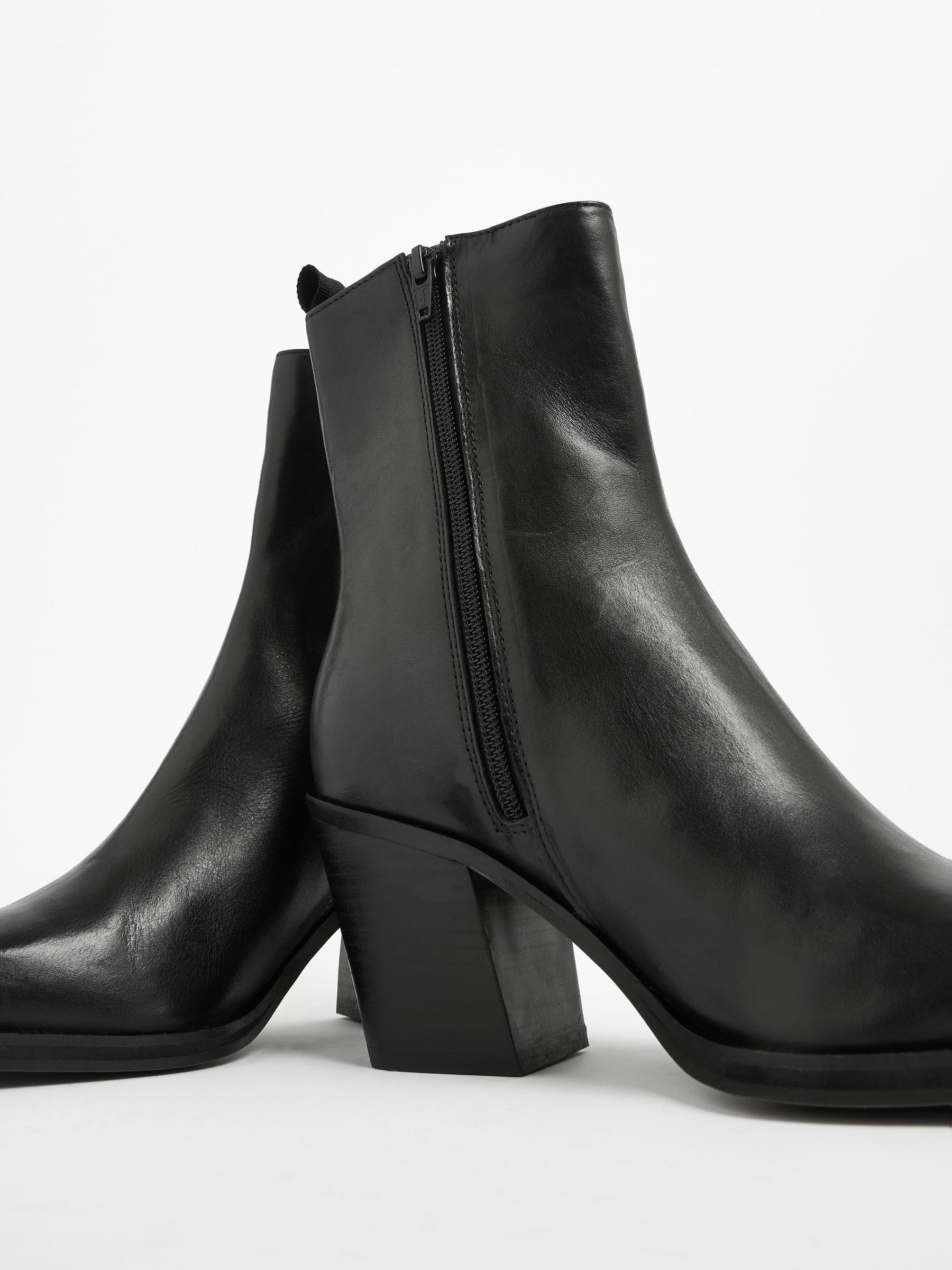 Low black cowboy boots online