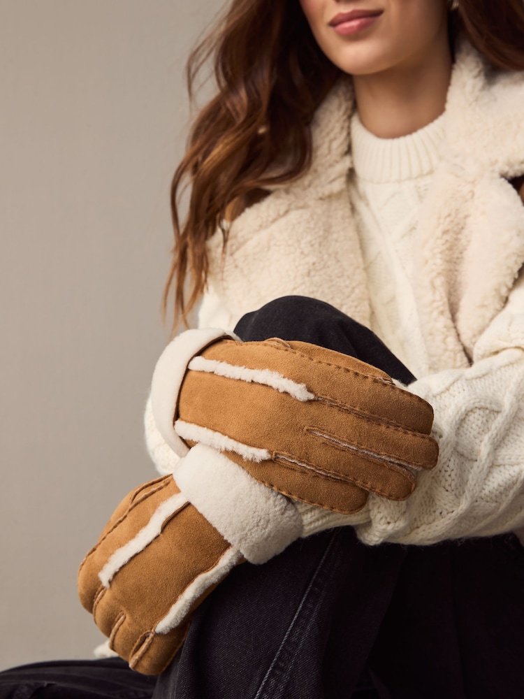 Chestnut Brown Leather Sheepskin Gloves - Image 2 of 3