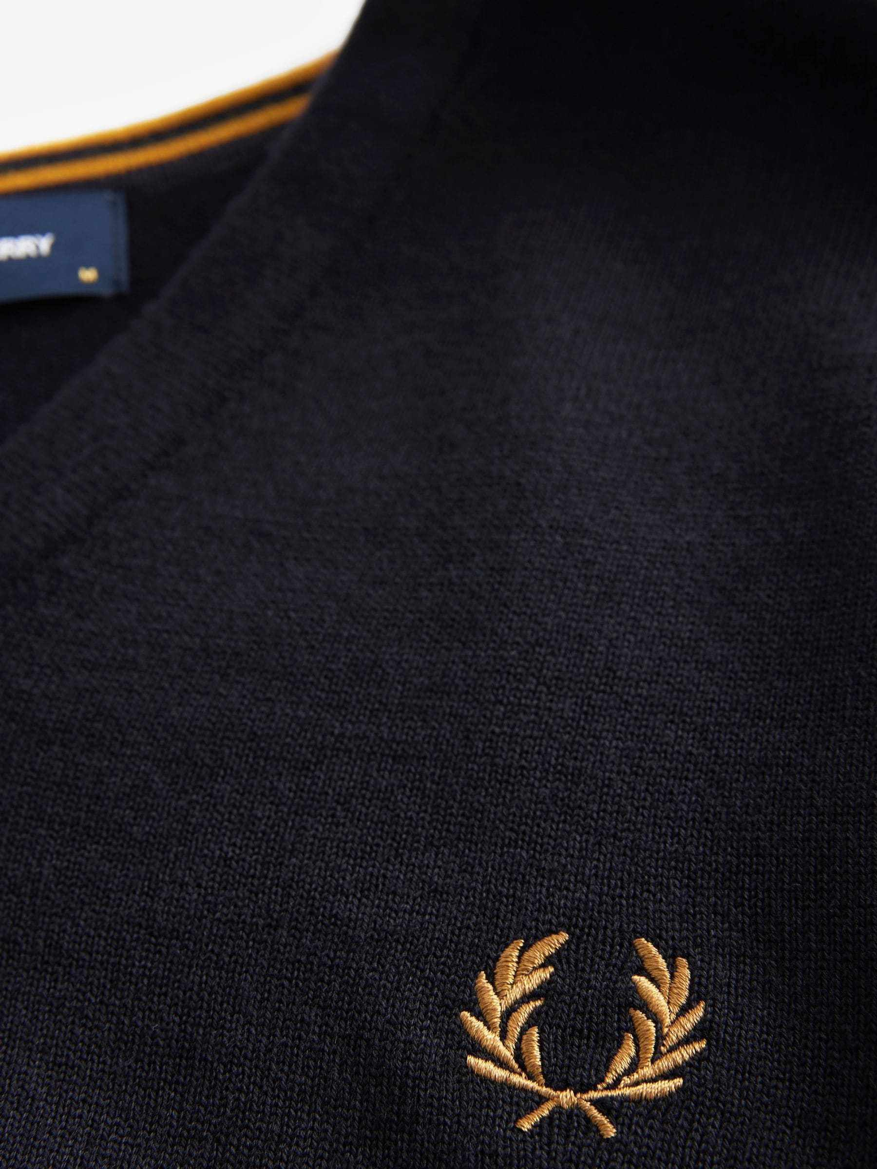 V neck fred perry jumper 2025