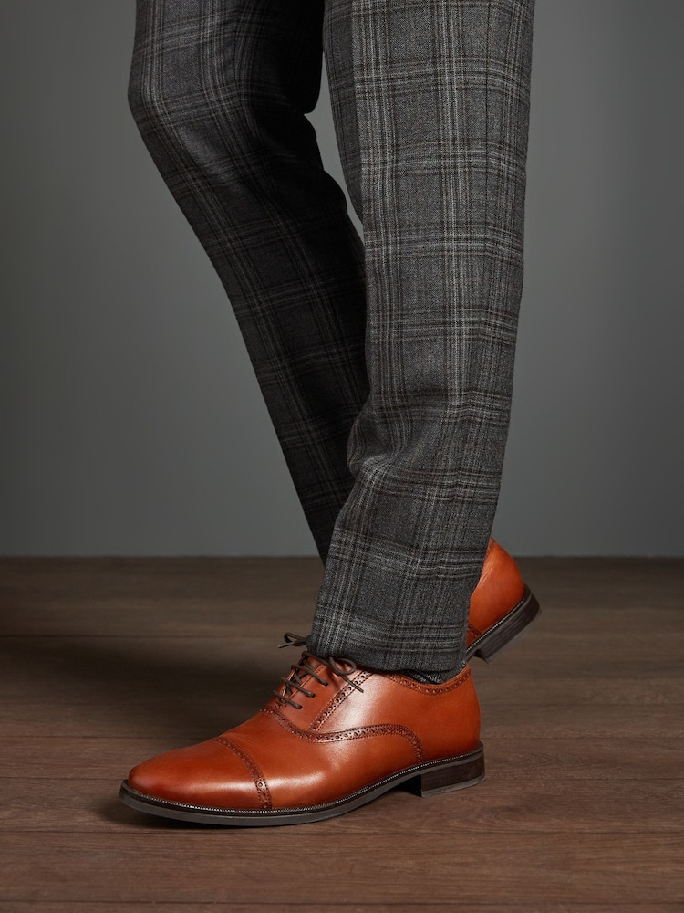 Tan Brown Signature Toe Cap Oxford Shoes - Image 2 of 7