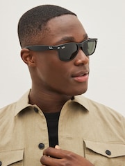 Schwarz - Ray-Ban® New Wayfarer Sonnenbrille - Bild 3 von 10
