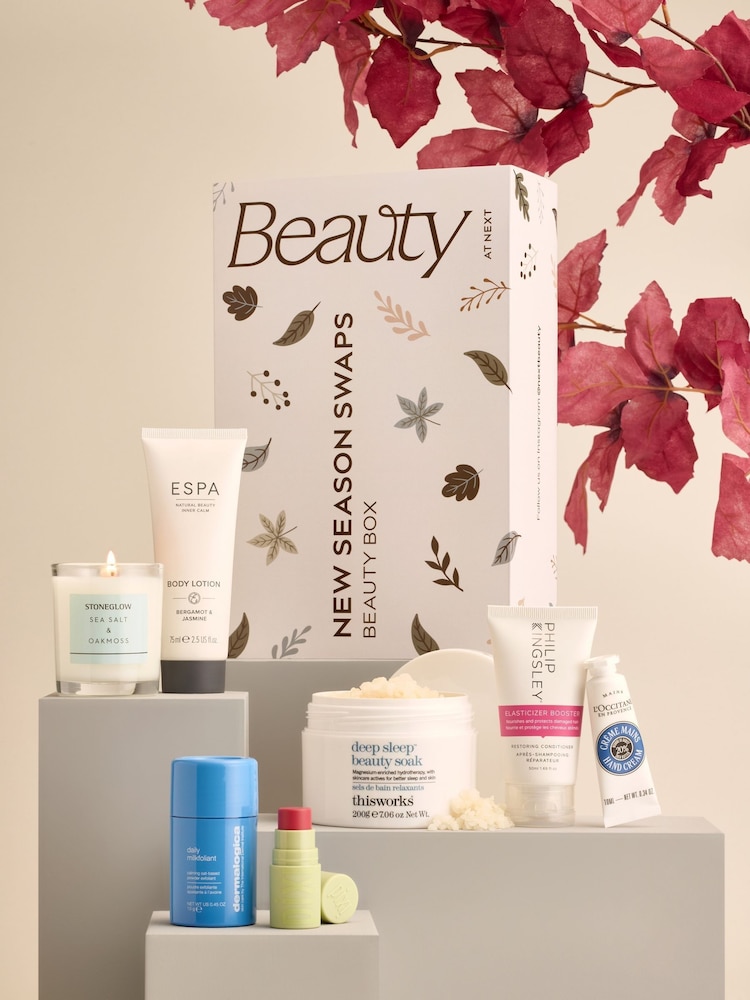 New Season Swaps Beauty Box (Worth Over £78) - Image 1 of 11 New Season Swaps Beauty Box (Worth Over £78) - Image 1 of 11