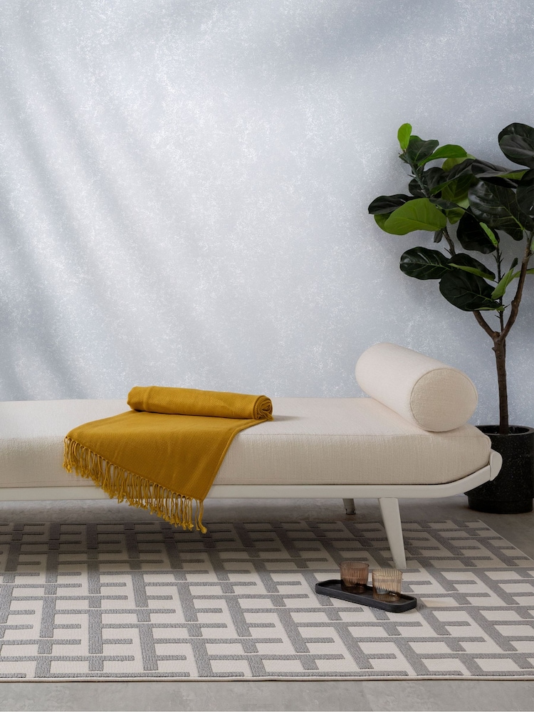 Asiatic Rugs White Indoor/Outdoor Antibes Grid Rug - Image 1 of 4