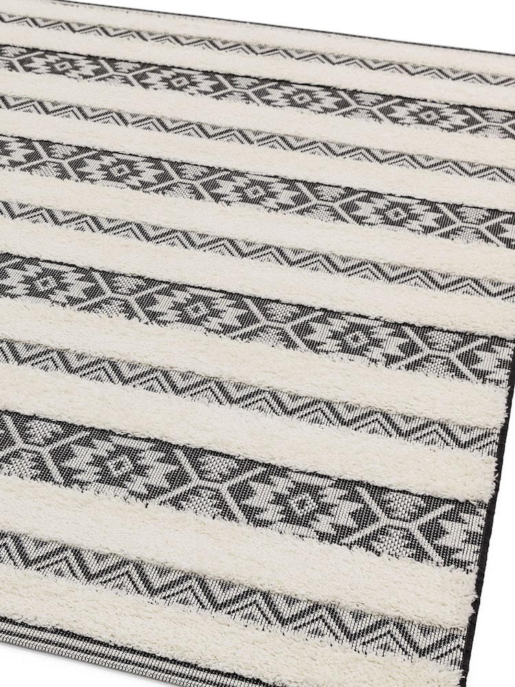 Asiatic Rugs Black Indoor/Outdoor Monty Stripe Rug - Image 2 of 3 Asiatic Rugs Black Indoor/Outdoor Monty Stripe Rug - Image 2 of 3