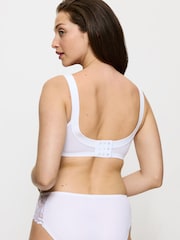 Triumph Doreen Non Wired Bra - Image 2 of 5