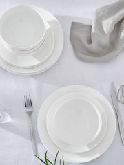 Royal Worcester 12 Piece White Serendipity Dinner Set - Image 2 of 4