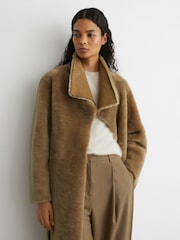 Reiss Bex Reversible Shearling Belted Longline Coat - 7의 이미지 4