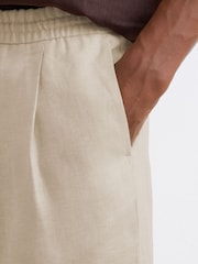 Reiss Natural Barges Linen Relaxed-Fit Drawstring Trousers - Image 4 of 6