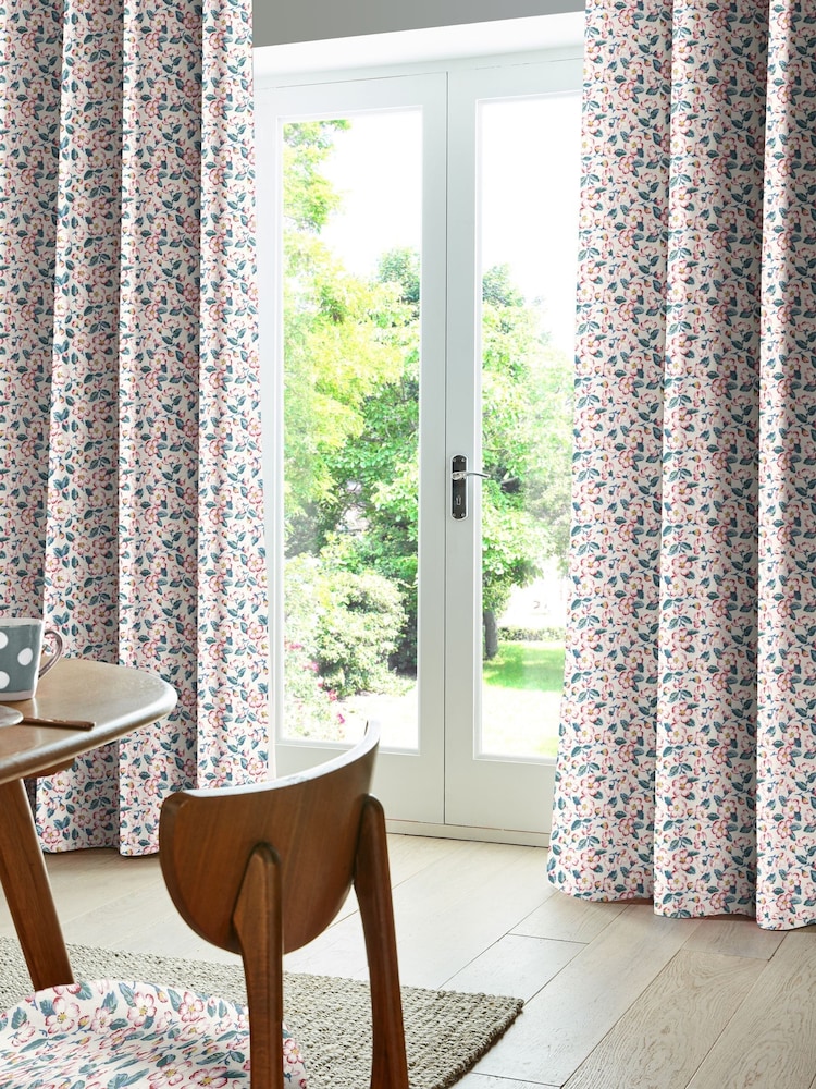 Cath Kidston Cream Climbing Blossom Made To Measure Curtains - Image 2 of 6