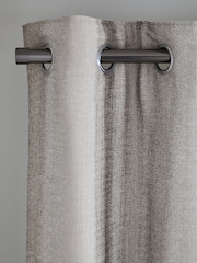Cortinas de ilhós com listras metálicas - Imagem 1 de 5
