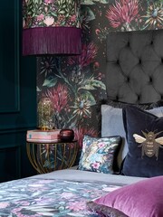 Voyage Black Fortazela Throw - Image 2 of 2