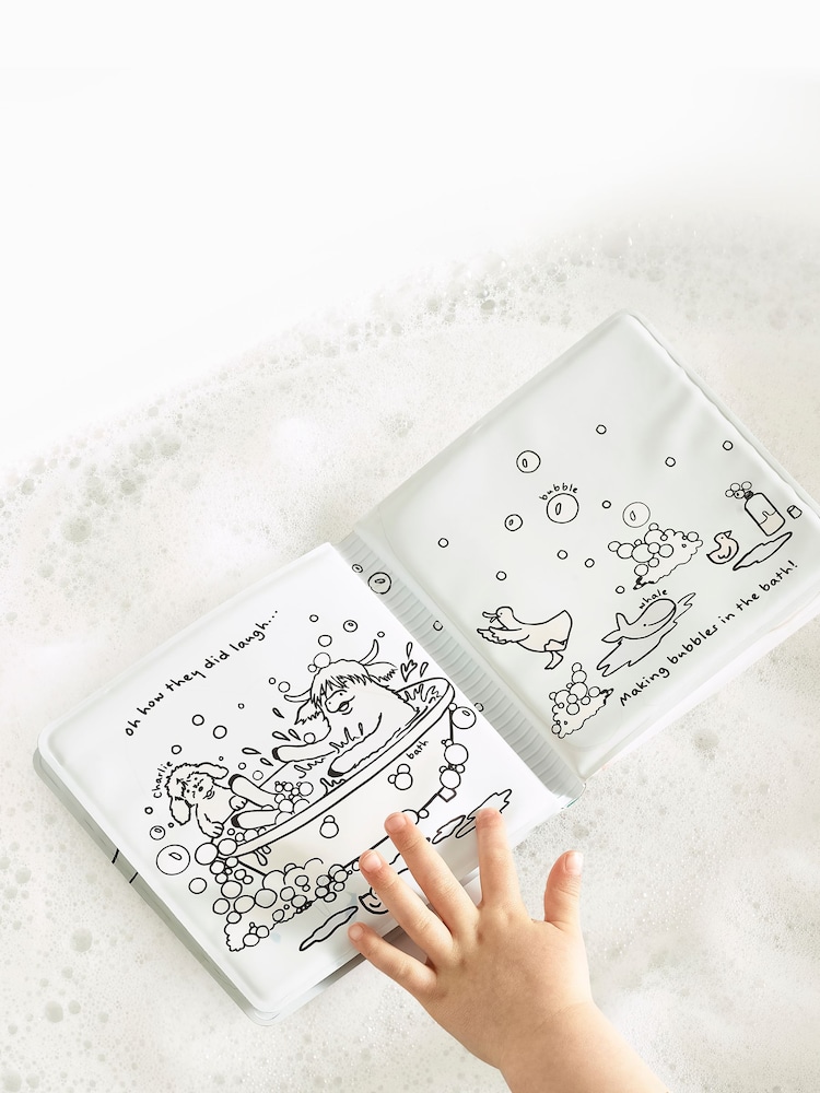 Multi Hamish and Charlie Colour Changing Bath Book - Image 2 of 3