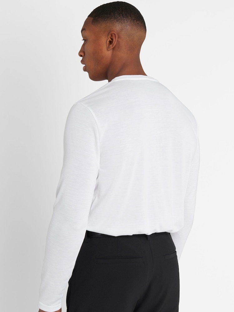 أسود - عبوة 3 تي شيرتات كم طويل Golf Assorted من Calvin Klein - صورة 10 من 10 أسود - عبوة 3 تي شيرتات كم طويل Golf Assorted من Calvin Klein - صورة 10 من 10
