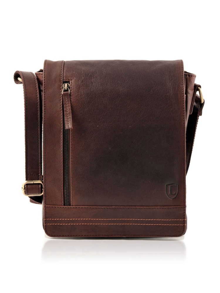 Коричневый - Lakeland Leather Medium Keswick Messenger Bag - Image 1 of 5