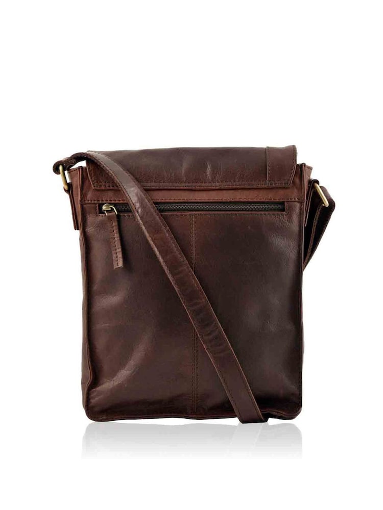 Коричневый - Lakeland Leather Medium Keswick Messenger Bag - Image 5 of 5