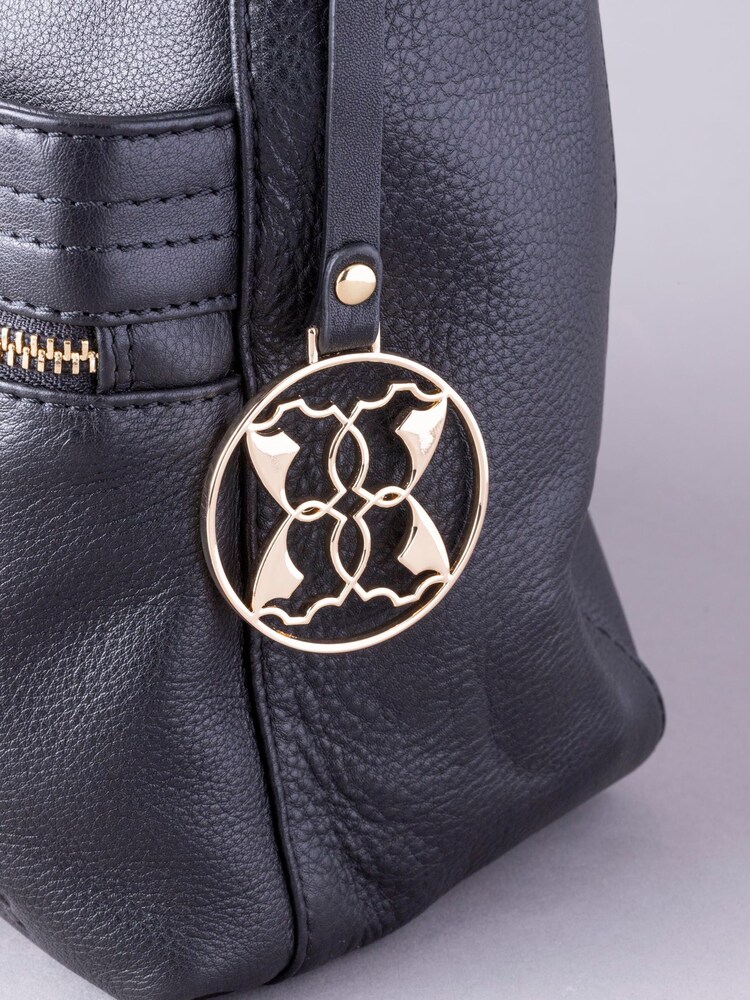 Lakeland Leather Black Cartmel Leather Shoulder Bag - Image 5 of 5