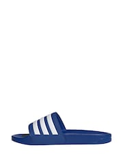 أزرق - شبشب رياضي Adilette Shower من adidas - صورة 2 من 7