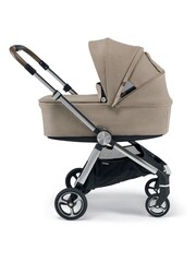 Mamas & Papas Natural Strada Pushchair 9 Piece Bundle in Cashmere - Image 4 of 4
