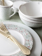 Laura Ashley 16 Piece Green Wild Clematis Collectables Dinner Set - Image 2 of 3