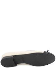 Jones Bootmaker Black-Beige Olivie Leather Pumps - Image 6 of 6