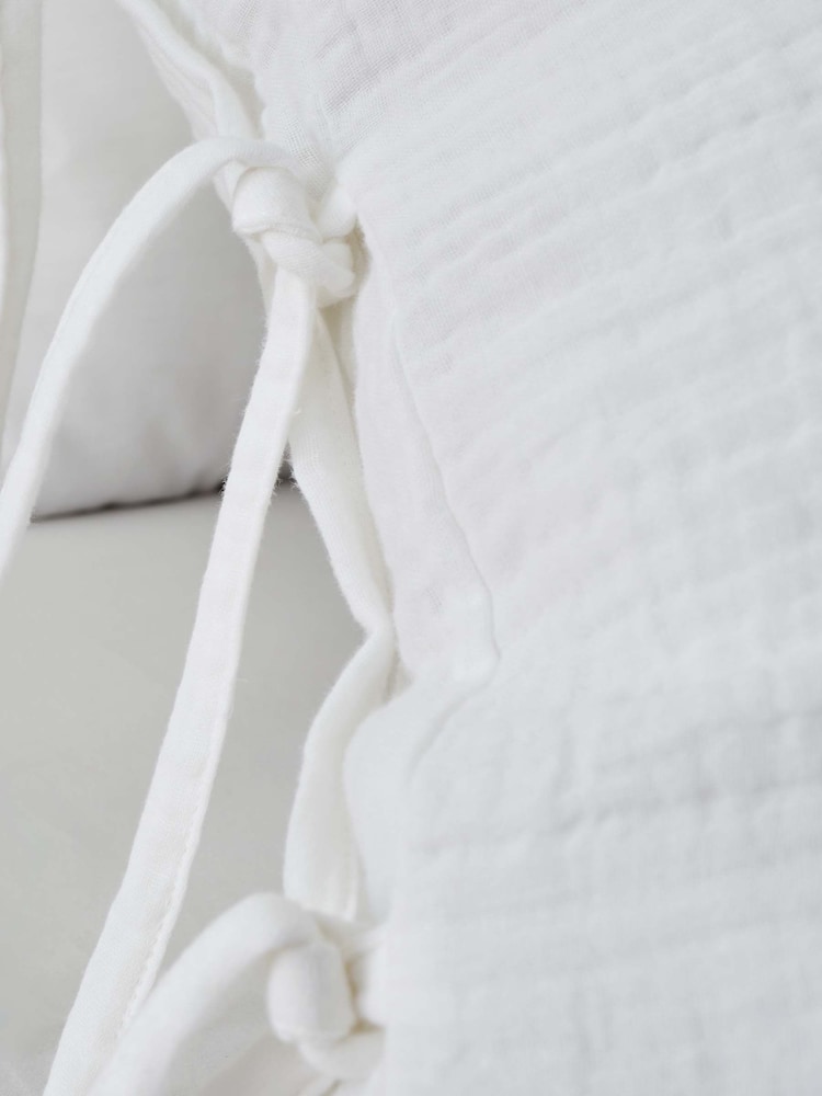Pineapple Elephant White Afra Cotton Muslin Duvet Cover and Pillowcase Set - Image 3 of 4