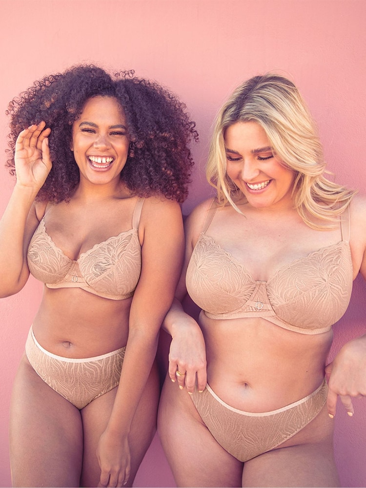 Goli - Curvy Kate balkonet nedrček s čipko in cvetličnim potiskom Daze - Slika 1 iz 6 Goli - Curvy Kate balkonet nedrček s čipko in cvetličnim potiskom Daze - Slika 1 iz 6