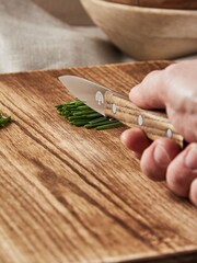 Barbary & Oak Brown Hoxton Vintage Ash Chopping Board - Image 3 of 6