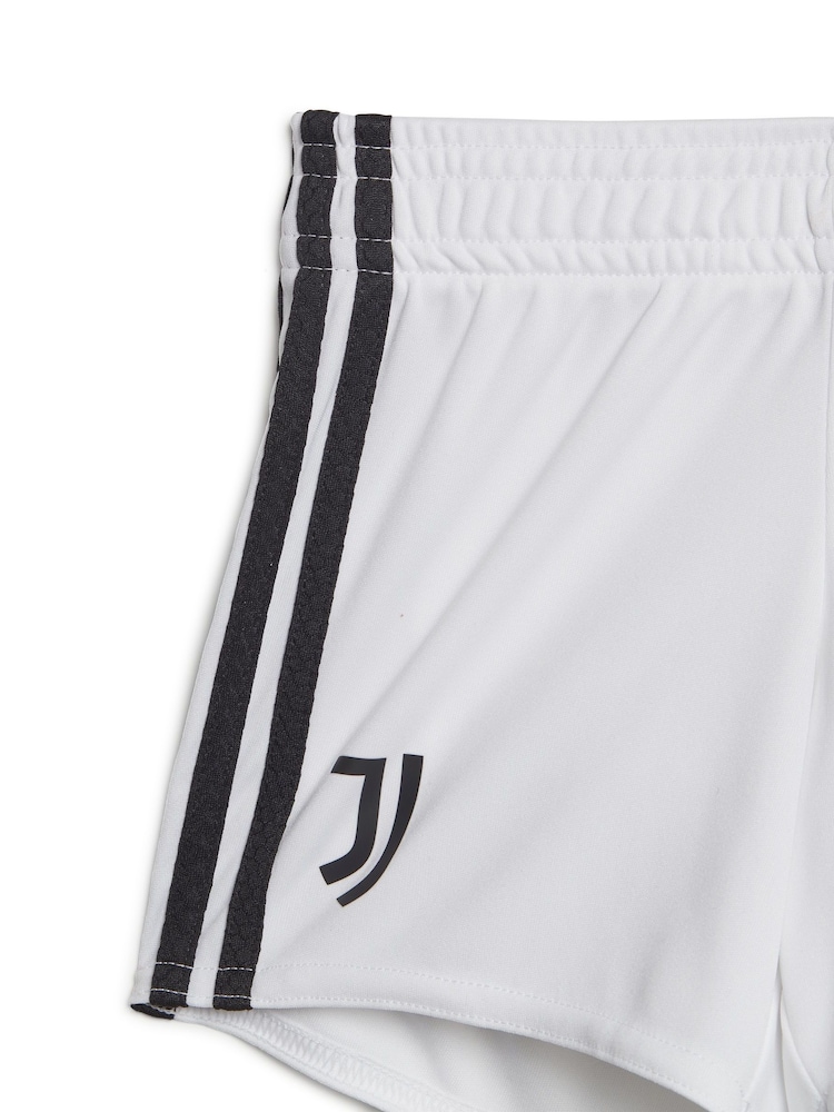 adidas White Juventus Home Baby Kit - Image 4 of 4